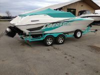 Four Winns Liberator 221