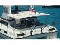 C&C Fiberglass Flybridge Cats