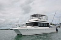 Powercat 3800 Flybridge