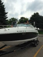 Rinker 230 Express Cruiser Cuddy