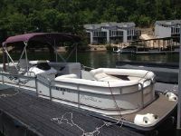 Weeres 240 Flight Deck Tritoon