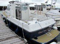 Orkney Boats Pilot House 24