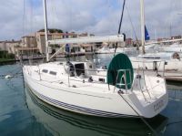 X-Yachts 35 Carbon Mast