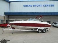 Monterey 218 Lc Cuddy Cabin