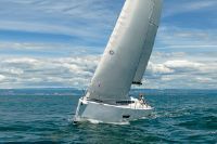 Elan Yachts E5