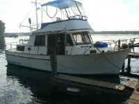 Marine Trader 34 Trunk Cabin