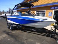 Malibu Boats Response Lxi