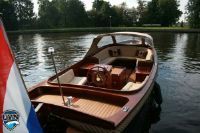 Sloep Teakdek, Mahonie Interior