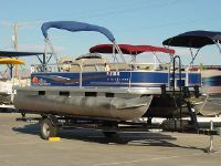 Sun Tracker Fishing Barge Dlx