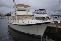 Hatteras 42 Long Range Cruiser