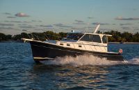 Mainship 32