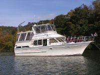 Vista 37 Motor Yacht