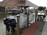 Boston Whaler 240 Center Console S/F