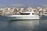 Berthon Custom Yacht