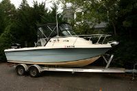 Angler 204 Walkaround W/Trailer