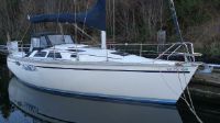 Hunter Wing Keel Cruising Sloop