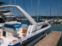 Bayliner 2550 Flybridge