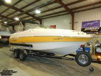 Stingray Deckboats 220Dr Deckboat