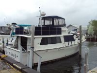 Mainship Pilothouse Trawler