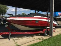 Crownline E2 Deck Boat