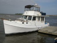 Resmondo Flybridge Sedan