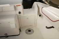 Seaswirl Striper 2101 Walk-Around I/O Diesel !