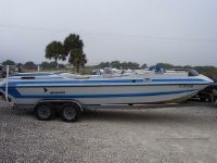 Smoker Craft Deck Boat
