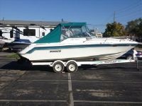 Rinker Sport Cuddy 230 Festiva
