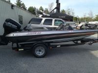 Javelin 18' Dc Bass Boat