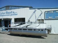 Apex Qwest 7516  Edge Outfitter