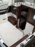 Bayliner 2450 Command Bridge