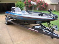 Stratos Bass Boat 285 Xl