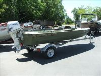 Crestliner Duck Boat