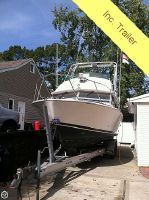 Bertram 28 Flybridge Dual Helm