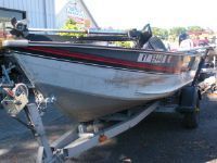 Tracker Pro Deep V 16