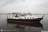 Crown River Holiday 12,90