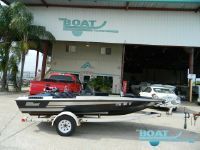 Blazer Bay 16' Bass Boat