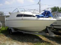 Bayliner 22' Cuddy