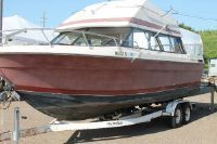 Bayliner 2550 Saratoga Sedan