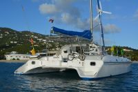 Charter Yacht Wildcat 350