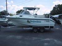 Boston Whaler 23