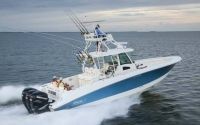 New Boston Whaler 370 Outrage