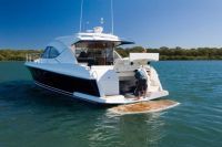 New Riviera 4700 Sport Yacht