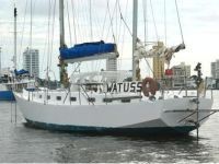 Bruce Roberts Orca 30