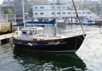 Bruce Roberts Sportfisher 30