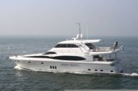 New Dyna 77 Luxury Motor Yacht