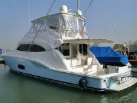 Bertram Yachts Bertram 700 Convertible