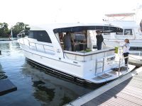 Integrity Motor Yachts 340 Sedan