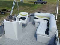 Apex Marine Qwest Edge 7516 Cr Cruise (Sold)