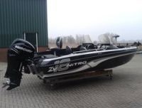Nitro Zv18 Met Verado 200 Xl